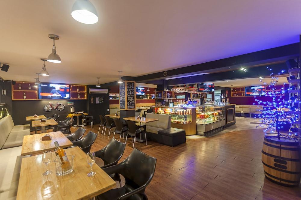 Aqua Granada Hotel Cali Zewnętrze zdjęcie