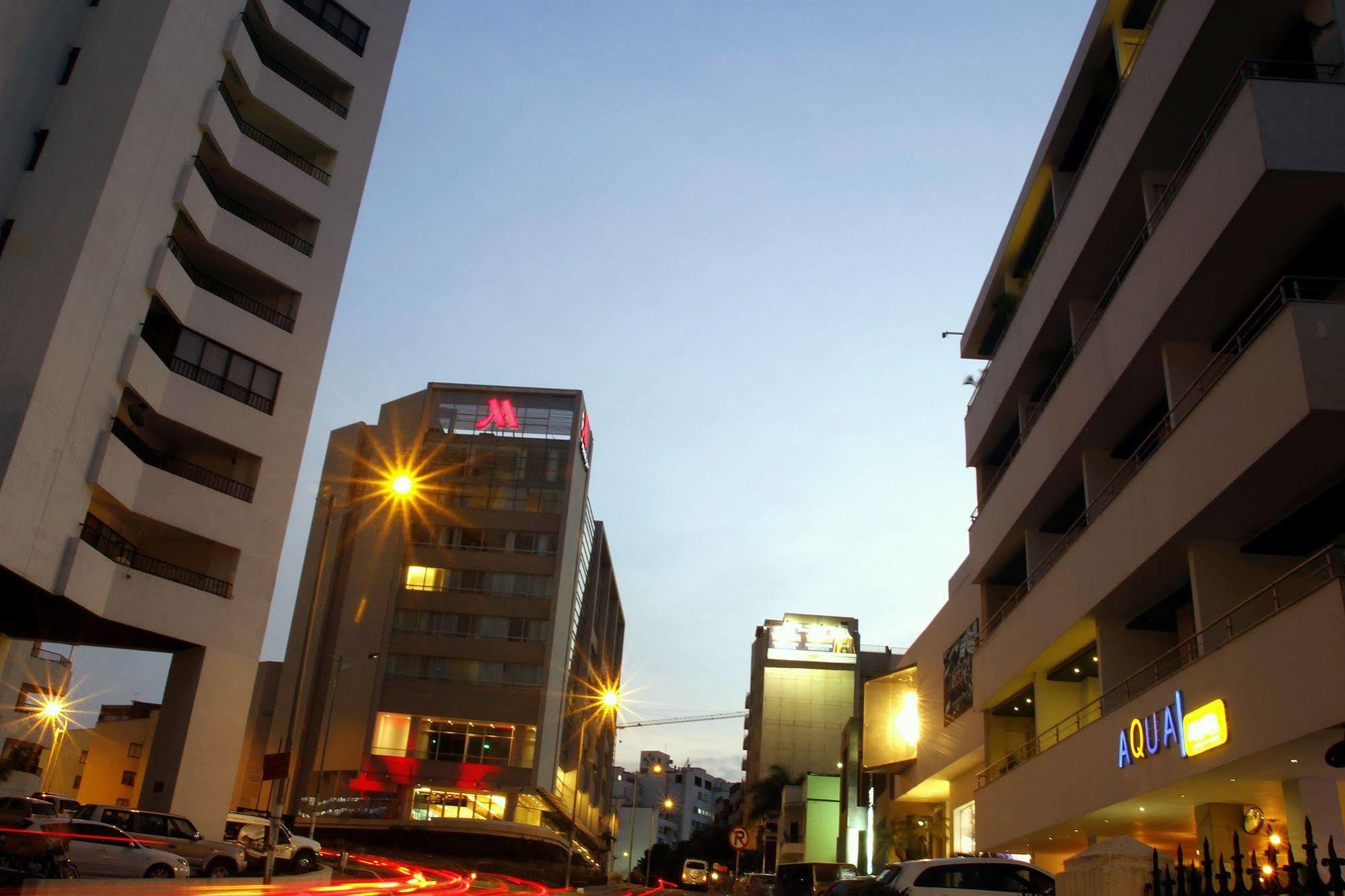 Aqua Granada Hotel Cali Zewnętrze zdjęcie