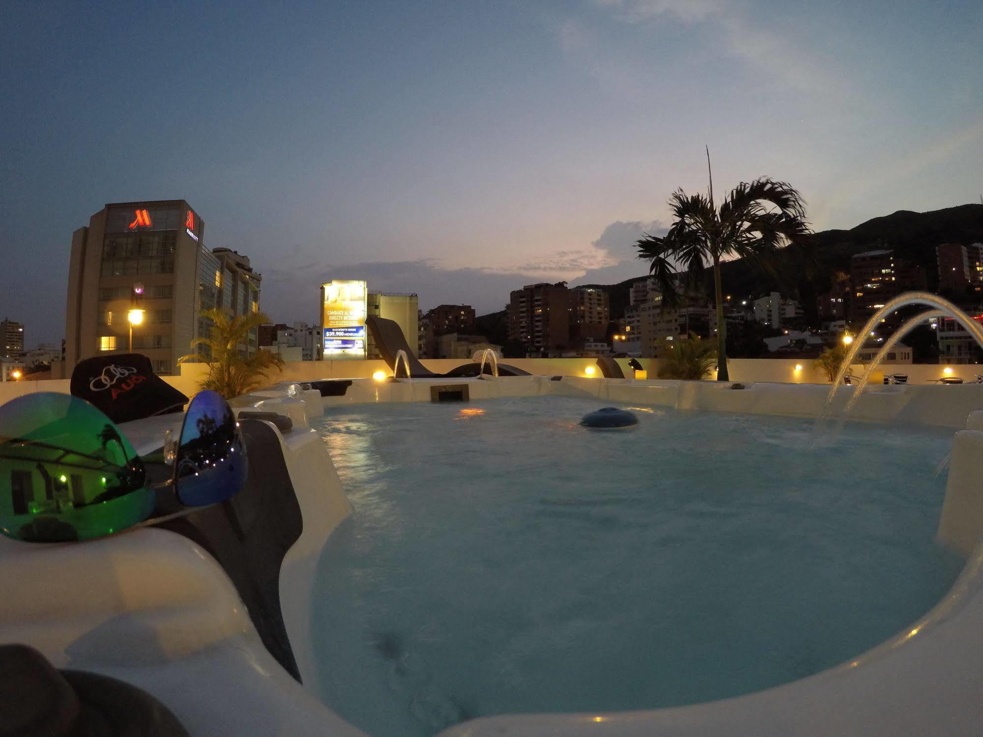 Aqua Granada Hotel Cali Zewnętrze zdjęcie